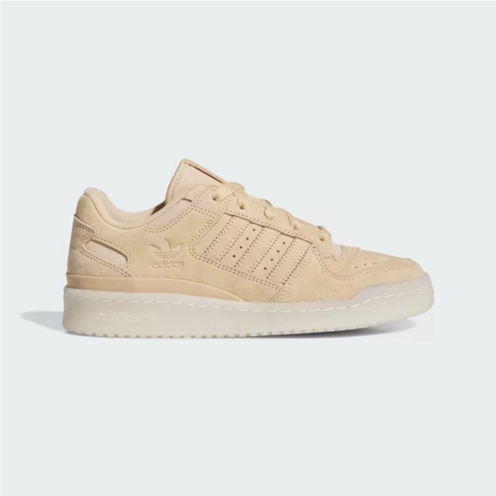 NWT women’s adidas Forum Low CL Women's Shoes - Magic Beige - size 9.5 - IF7218